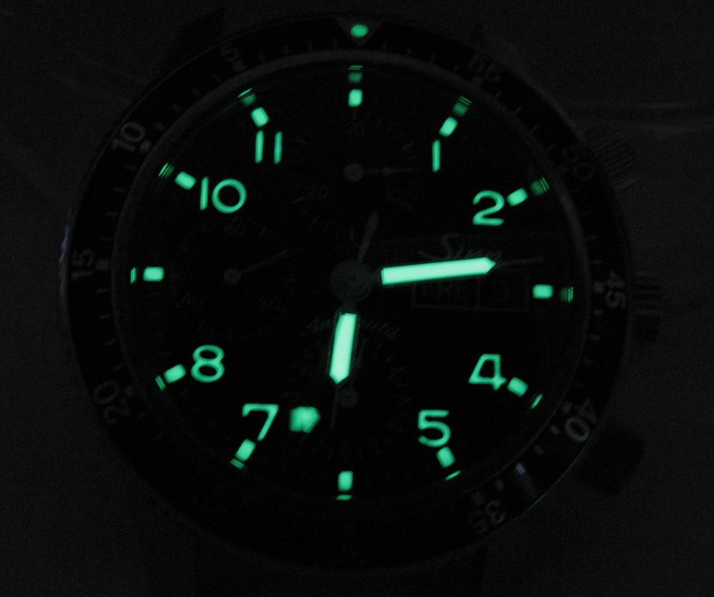 Neues Zifferblatt im Dunkeln