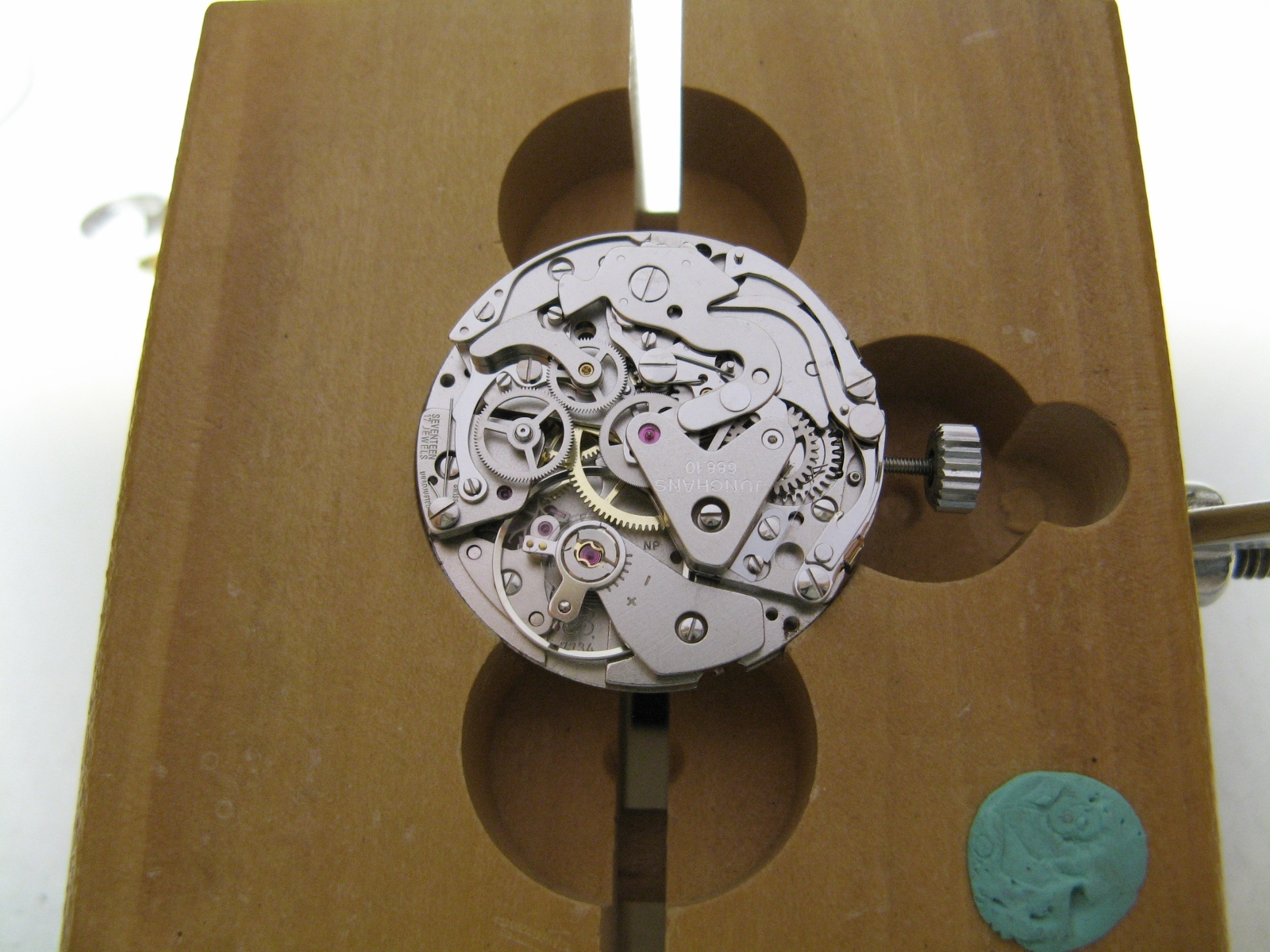 montiert und reguliert